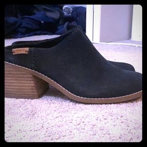 TOMS Heeled Shoe Size 6.5